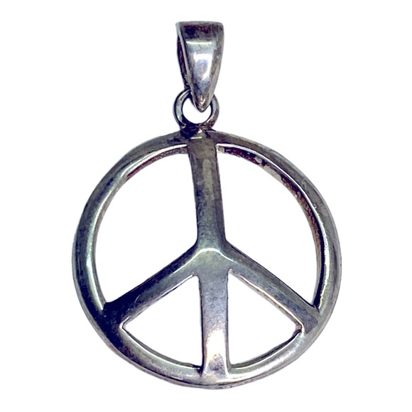 Peace Sign Pendant Charm Real Silver - Picture 1 of 2